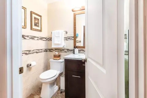 19 Tedesco St, Marblehead, MA 01945 photo 21