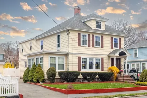 19 Tedesco St, Marblehead, MA 01945