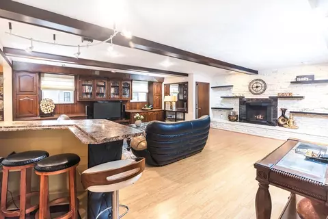 19 Tedesco St, Marblehead, MA 01945 photo 7