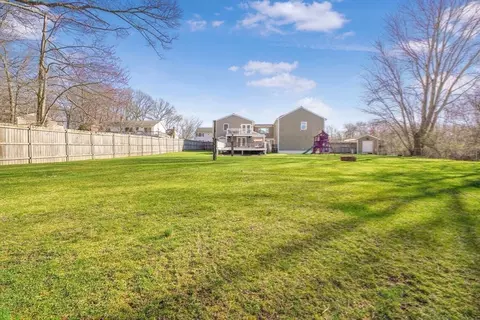 466 Dickinson St, Fall River, MA 02721 photo 41