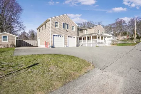 466 Dickinson St, Fall River, MA 02721 photo 6