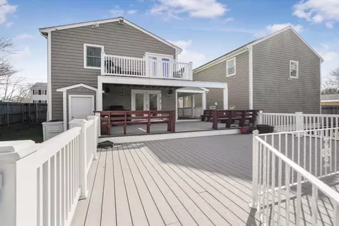 466 Dickinson St, Fall River, MA 02721 photo 39