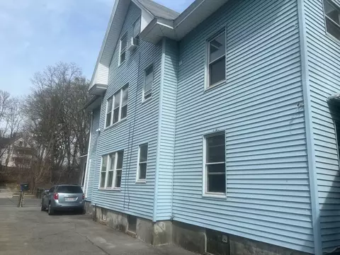 28-30 Tracy St, Springfield, MA 01104 photo 2