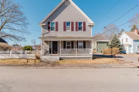 20 Smith St, Taunton, MA 02780