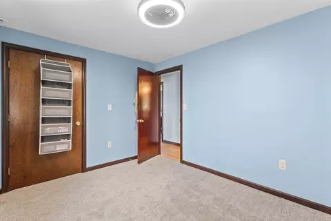 25 Brodeur Ave, Webster, MA 01570 photo 9