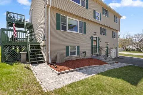 25 Brodeur Ave, Webster, MA 01570 photo 4