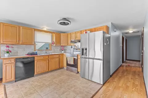 25 Brodeur Ave, Webster, MA 01570 photo 12