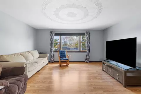 25 Brodeur Ave, Webster, MA 01570 photo 6