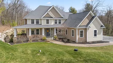 17 Perry Rd, Boylston, MA 01505