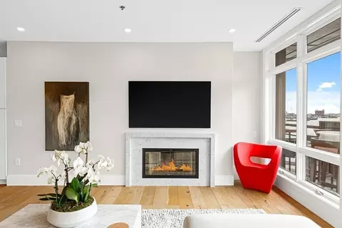 50 Battery St #PH3, Boston, MA 02109