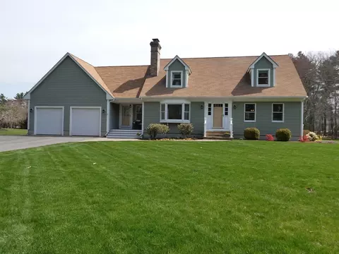 293 Lucy Little Rd, Dartmouth, MA 02747