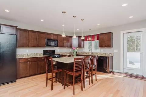 268 Common St, Walpole, MA 02081 photo 7