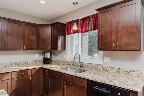 268 Common St, Walpole, MA 02081 photo 8