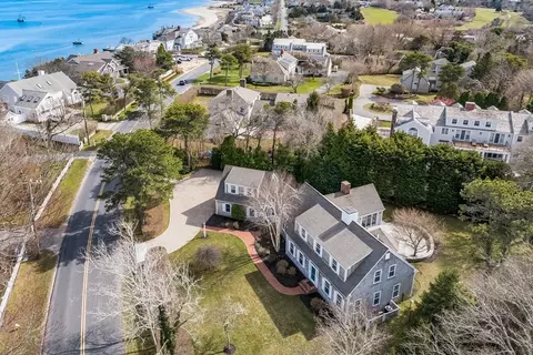 525 Shore Rd, Chatham, MA 02633