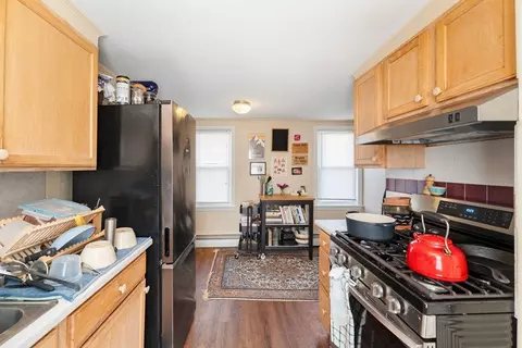 15 Thompson St, Warren, RI 02885 photo 17
