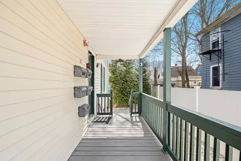 15 Thompson St, Warren, RI 02885 photo 7