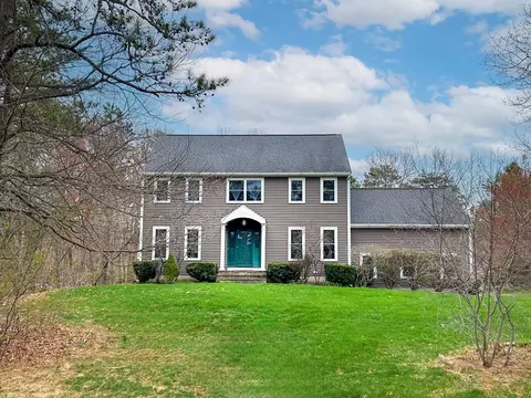 27 Landau, Plainville, MA 02762