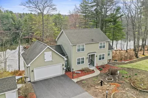 96 Pierpont Rd, Dudley, MA 01571