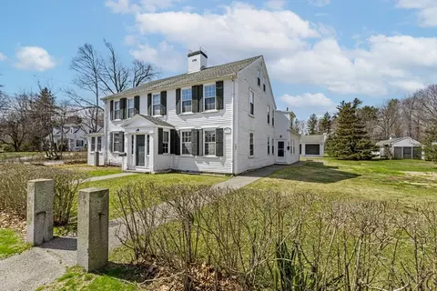 709 Main St, Hingham, MA 02043 photo 2