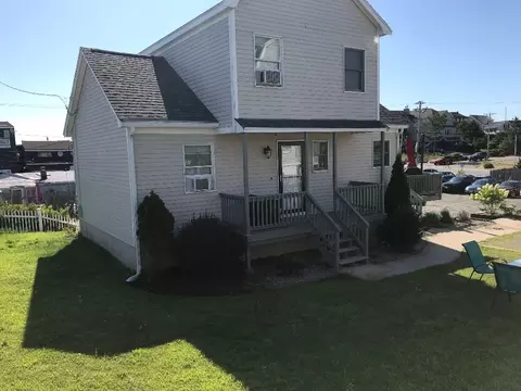 7 Collins Way, Newbury, MA 01951