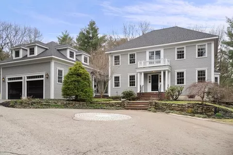 5 Powissett St, Dover, MA 02030