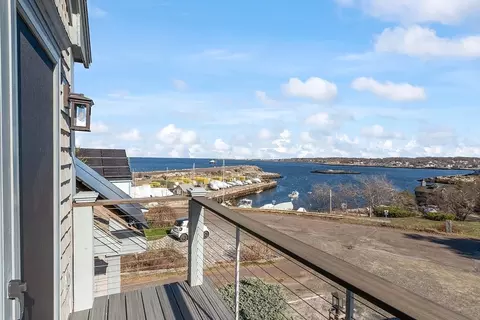 2 Wharf Rd, Rockport, MA 01966
