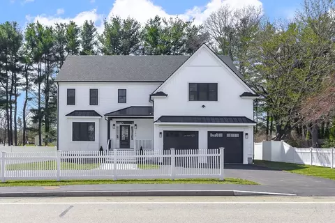 242 Oak St, Natick, MA 01760