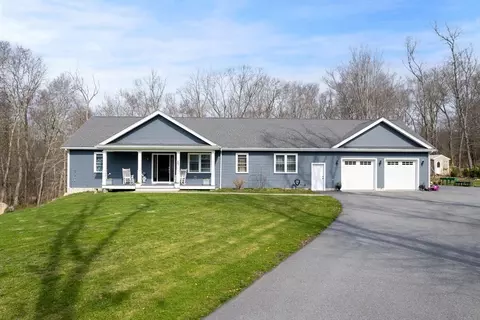 17 Legacy Ln, Westport, MA 02790