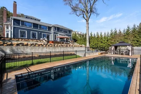 33 Leicester, Brookline, MA 02445