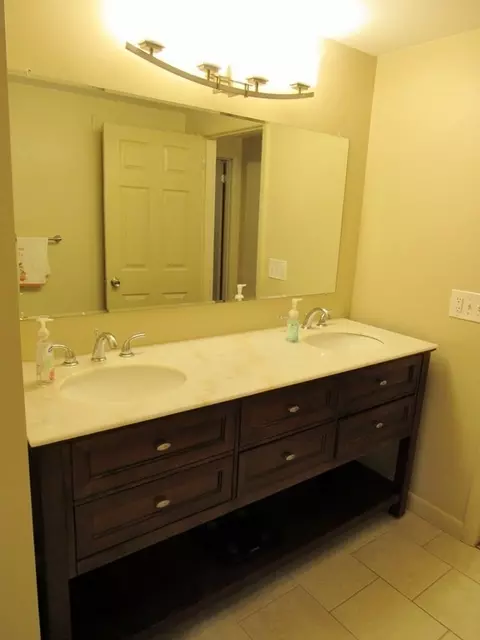 Bath - 1200 School St, Webster, MA 01570 photo 2 of 6