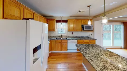 32 Boston Ave, Worcester, MA 01604 photo 8