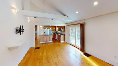32 Boston Ave, Worcester, MA 01604 photo 3
