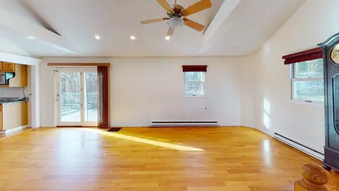 32 Boston Ave, Worcester, MA 01604 photo 2
