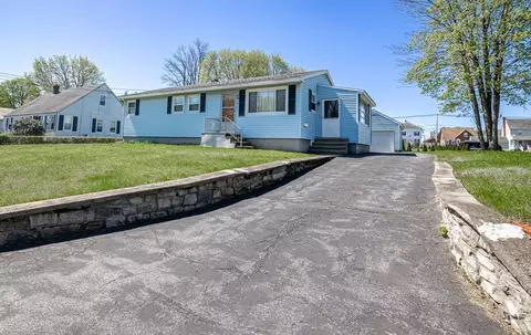 23 Brodeur Ave, Webster, MA 01570