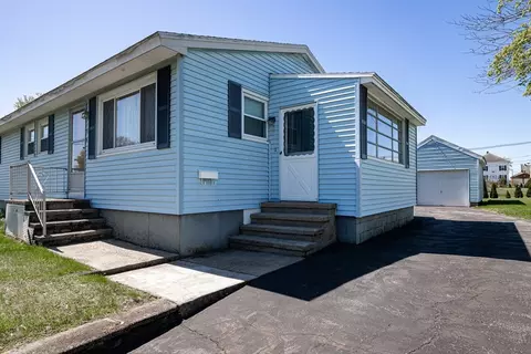23 Brodeur Ave, Webster, MA 01570 photo 5