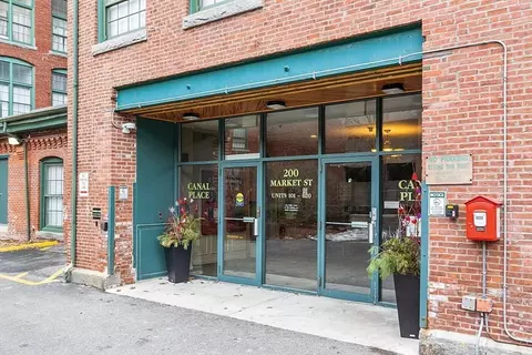 200 Market St #606, Lowell, MA 01852