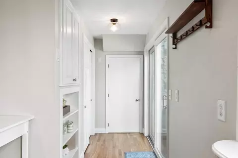 Entry Way - 3 Park St #1, Danvers, MA 01923 photo 1 of 1