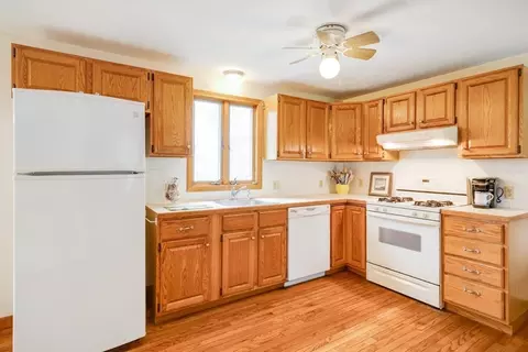 221 Camelback, Marstons Mills, MA 02648 photo 13