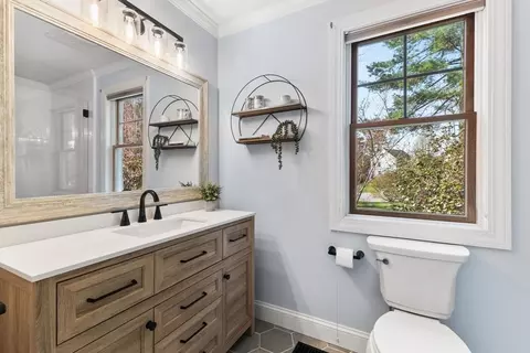 64 Sachem Rd, Raynham, MA 02767 photo 17