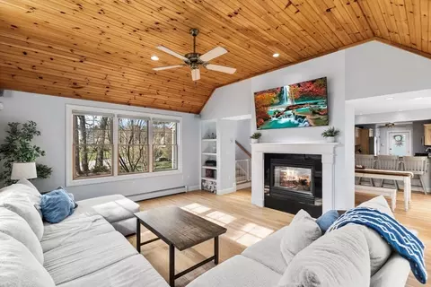 64 Sachem Rd, Raynham, MA 02767 photo 12