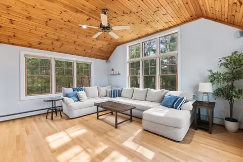 64 Sachem Rd, Raynham, MA 02767 photo 10