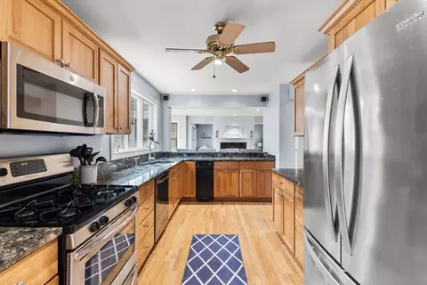 64 Sachem Rd, Raynham, MA 02767 photo 3