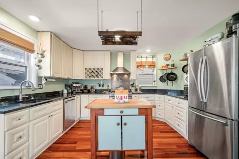 Kitchen - 17 Maple Ave, Nahant, MA 01908 photo 1 of 5