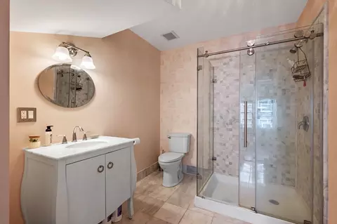Bath - 17 Maple Ave, Nahant, MA 01908 photo 1 of 5