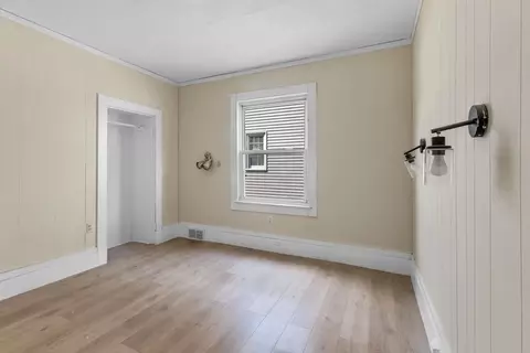 Bedroom - 102 Florida St, Springfield, MA 01109 photo 1 of 6