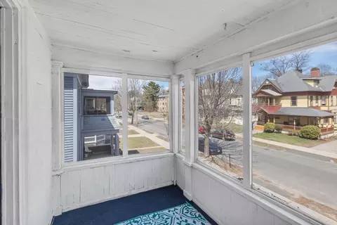 Exterior - 102 Florida St, Springfield, MA 01109 photo 5 of 7