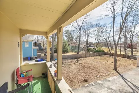 Exterior - 102 Florida St, Springfield, MA 01109 photo 3 of 7