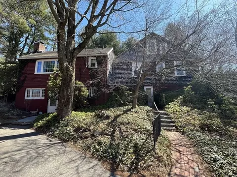 301 May St, Worcester, MA 01602