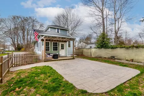 24 Old Bridge Rd, Bourne, MA 02532 photo 2