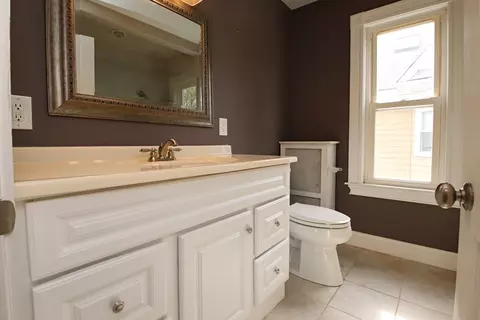 Bath - 7 Emory St, Saugus, MA 01906 photo 2 of 3